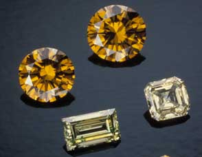 Diamanti sintetici tagliati