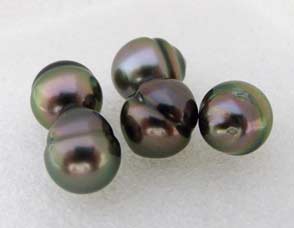 Perle di coltura con nucleo grigie di acqua salata (cosiddette Tahiti)